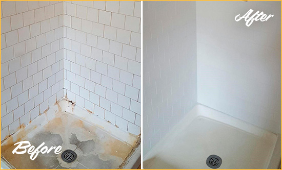 Before and After Picture of a South Tucson Shower Tile and Grout Cleaned to Remove Soap Scum
