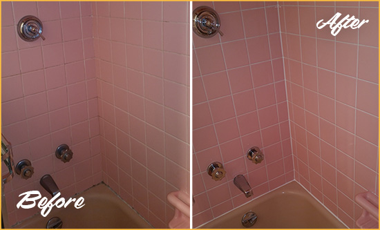 Before and After Picture of a Marana Bathtub Caulked to Eliminate Mold