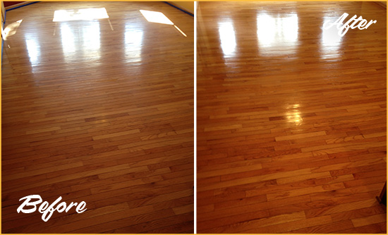 Before and After Picture of a Catalina Foothills Wood Deep Cleaning Service on a Room Floor to Remove Scratches