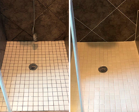 Shower Before and After Caulking Services in Sahuarita, AZ